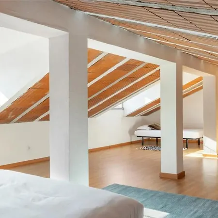 Villa Capela Beach House In Caparica *