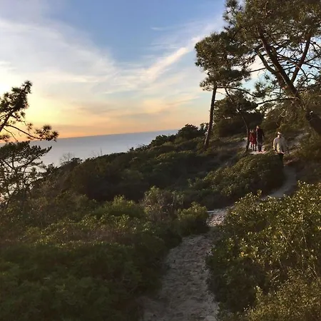 Villa Capela Beach House In Caparica Willa